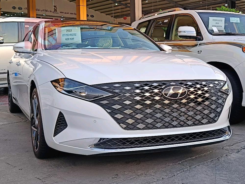 Hyundai Azera